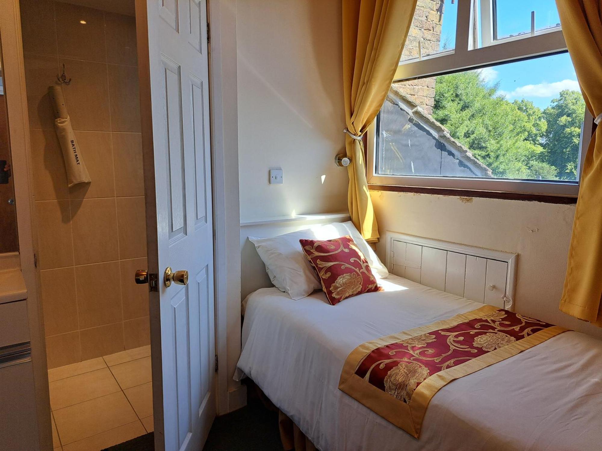 Diamond House Hotel Rugby Buitenkant foto